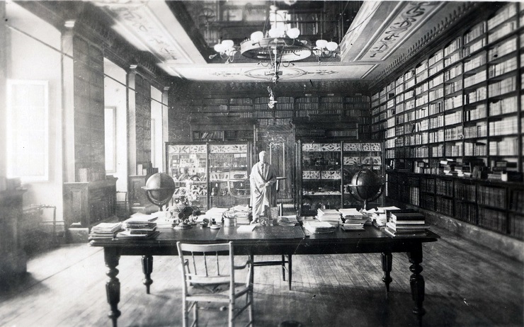 The library before 1927 photo 2